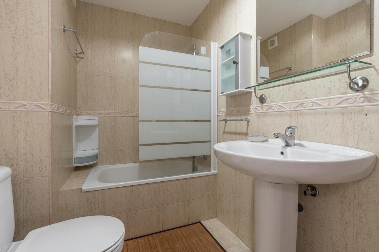 Tuguest Heroe Apartment Málaga Exterior foto
